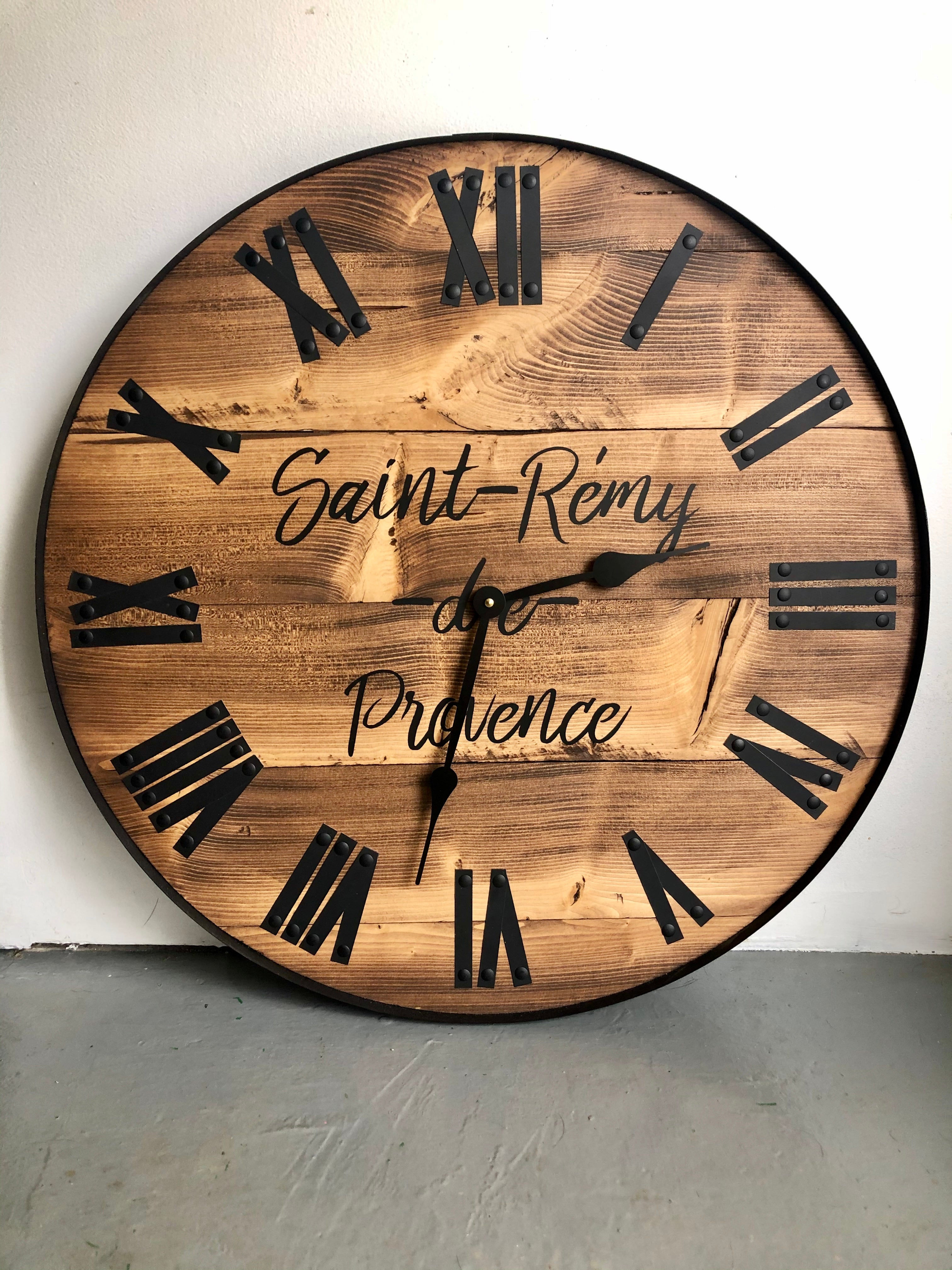 Farmhouse Stained Wall Clock